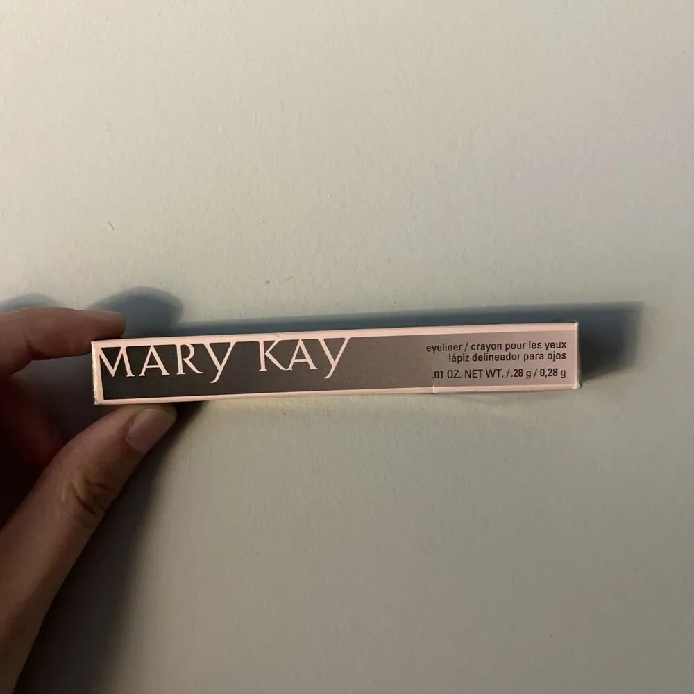 Mary Kay Eyeliner Crayon MK Black 090136 Retired New in Box NOIR .01oz/.28g